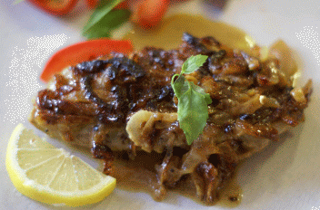 Schnitzel mit Zwiebeldecke