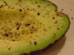 Avocado mit Pfeffer