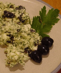 Knoblauch mit Schafskäse